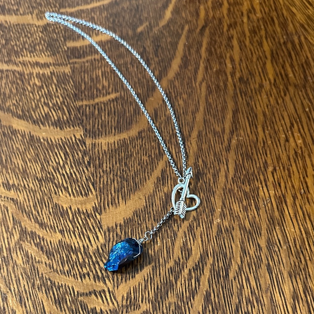 Silver Heart Pendant Choker Necklace with Blue Stone